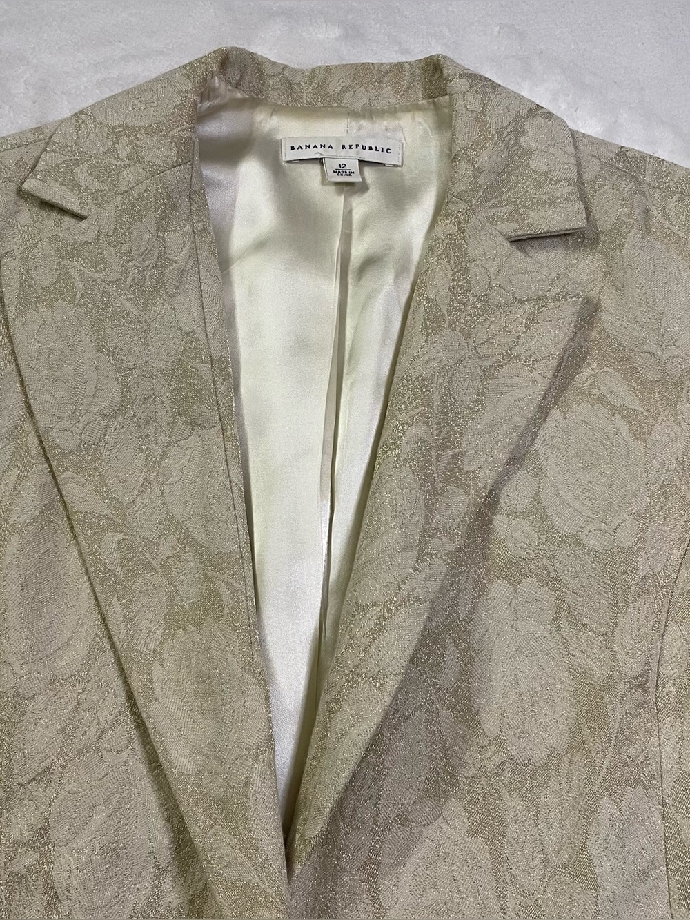 Banana Republic Gold Wool Blend Blazer *damaged* size 12 - Picture 2 of 16